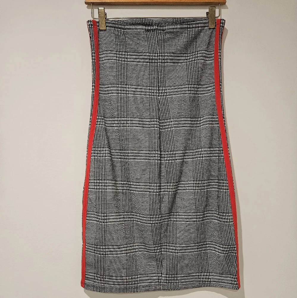 Express Plaid Tube Mini Dress With Red Stripes, Size Small, Black, White And Red - Picture 3 of 4